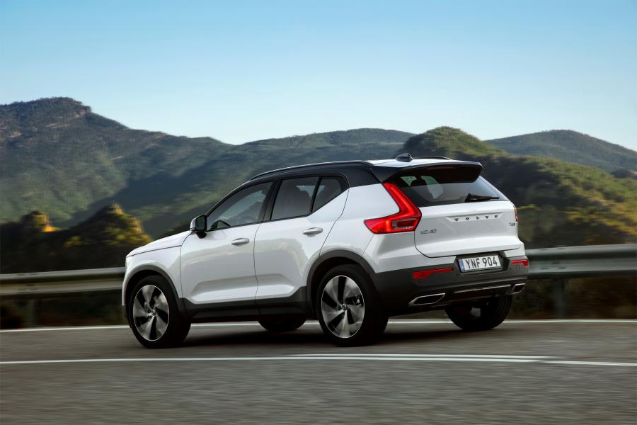  Volvo XC40 T5 R-Design 2017 года  (WW) (фото 57 из 68)